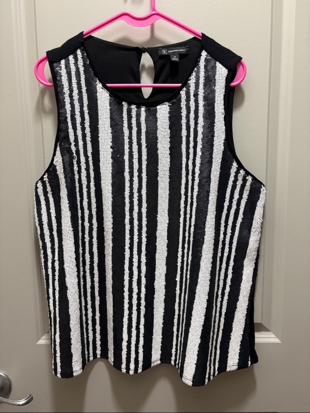 CLOSET CLEAN OUT - INC International Concepts Black and White Sequin Shell